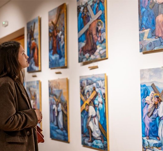 Otvorena izložba „Križni put I.“ Ivana Ivice Marekovića